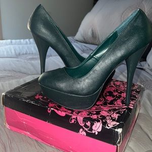 Brand new pumps